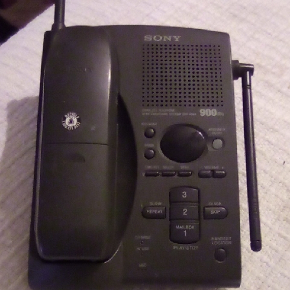 Sony Cordless Landline telephone With Answering System SPP A941.